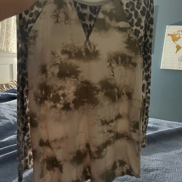 Cheetah Top - Picture 2 of 2